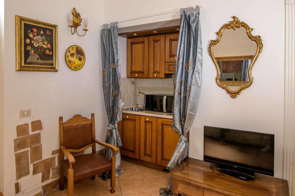 Quattro Cantoni R-Home Rome Ruang foto